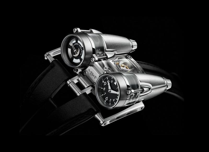 MB&F HM4 Thunderbolt - đồng hồ hình động cơ máy bay phản lực