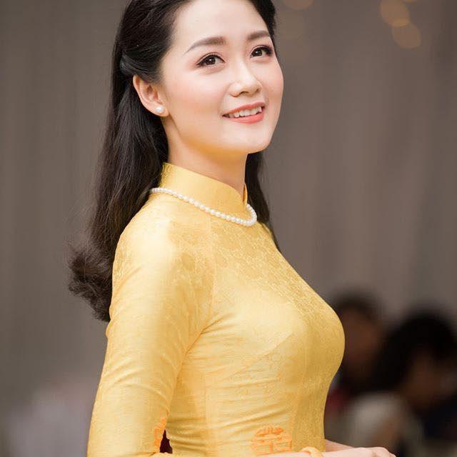 MC Thu Hà