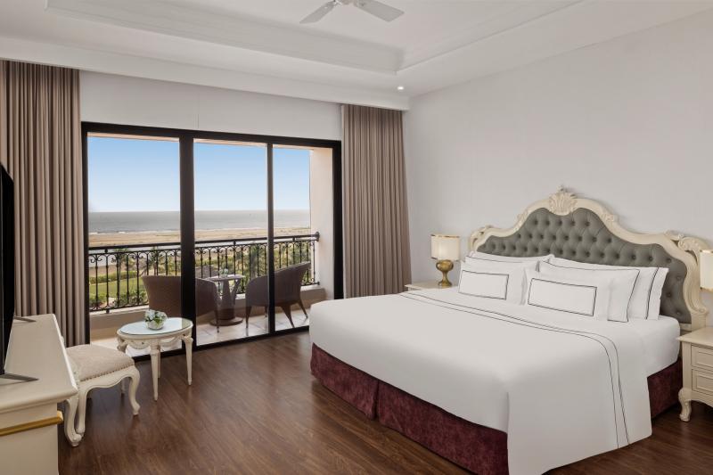 Melia Vinpearl Cửa Hội Beach Resort