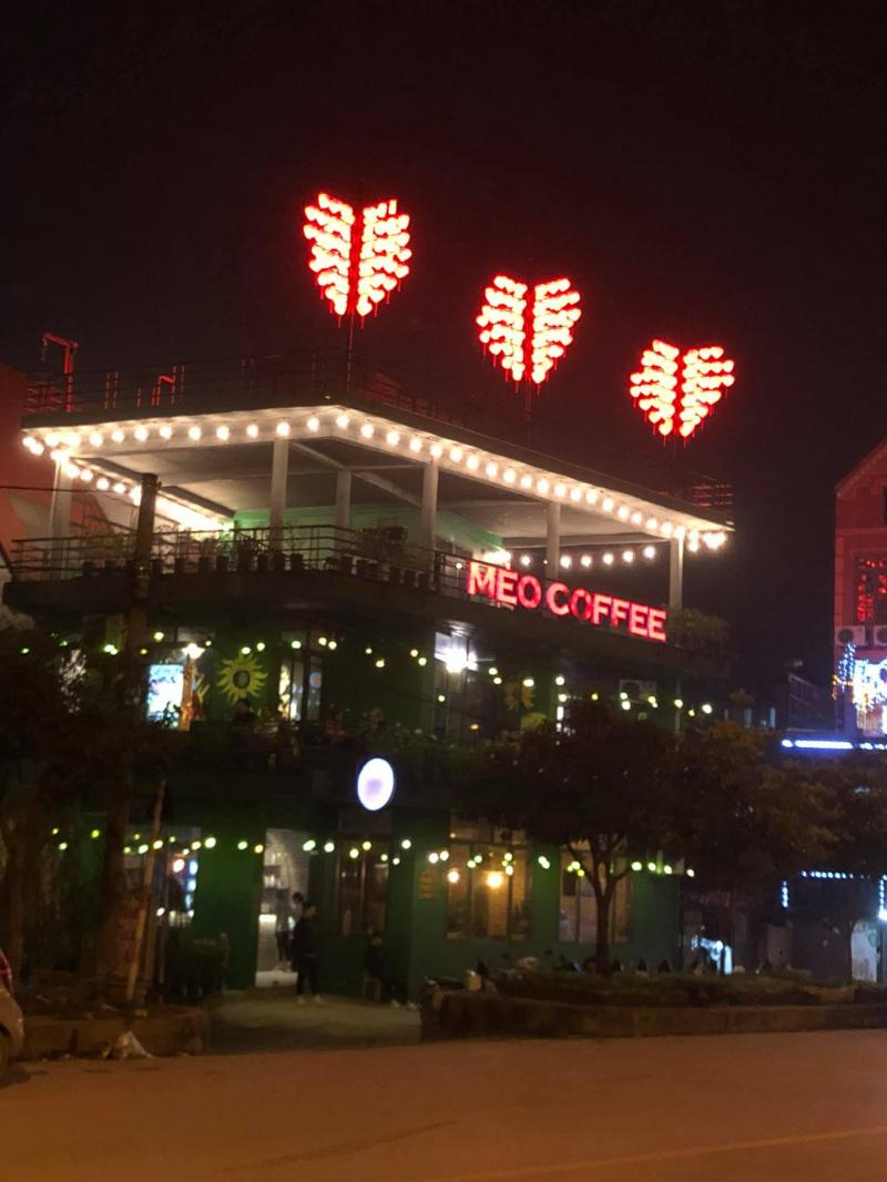 Quán cafe hút khách nhất tại khu công nghiệp Bắc Thăng Long, Hà Nội