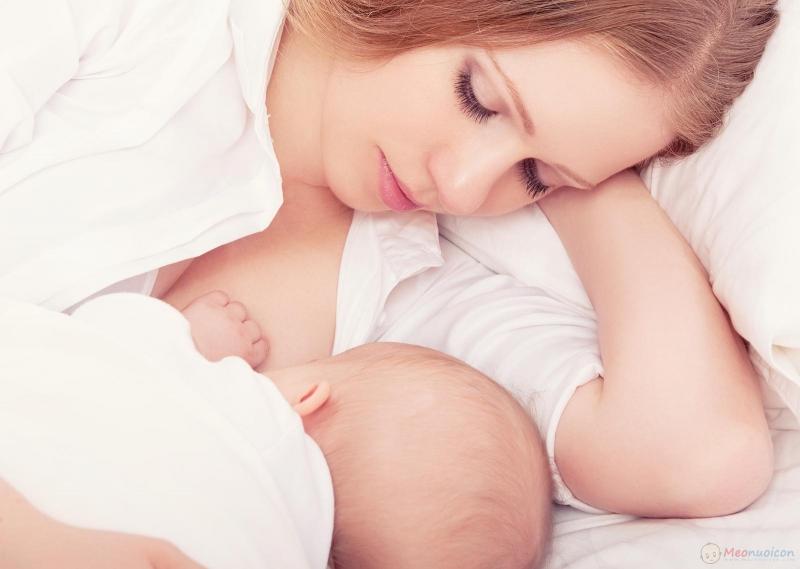 Top 18 mẹo dân gian gọi sữa về nhanh, thơm và đặc cho mẹ mới sinh