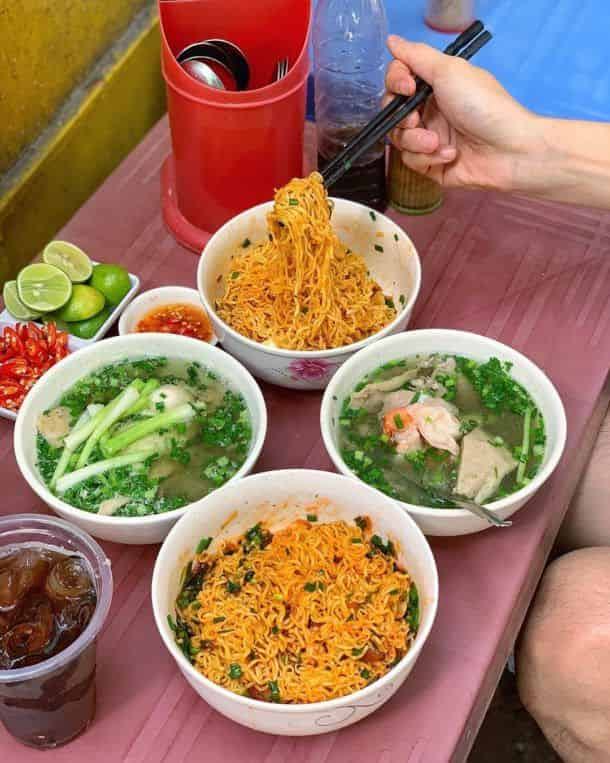 Bún Nước Tôm Bò Cô Có