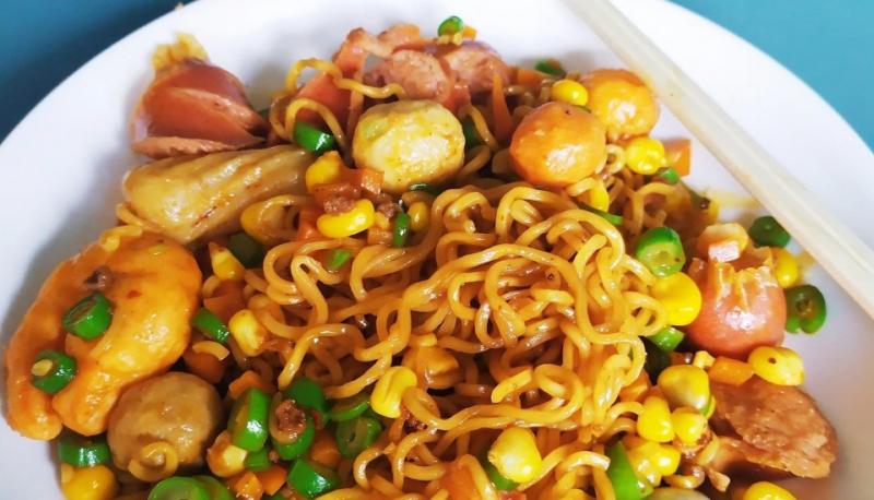 Mì trộn indomie 158