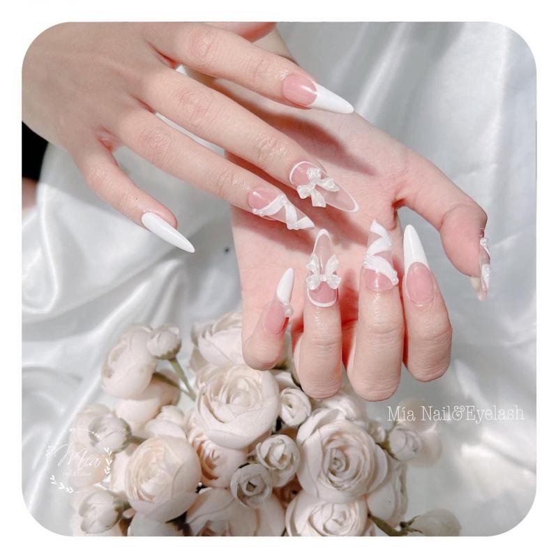 Mía Nail & Eyelash có quy trình làm nail đúng chuẩn, đầy đủ các bước lại đặt yếu tố vệ sinh