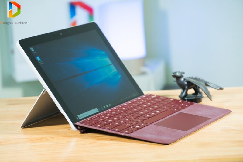 Microsoft Surface Go