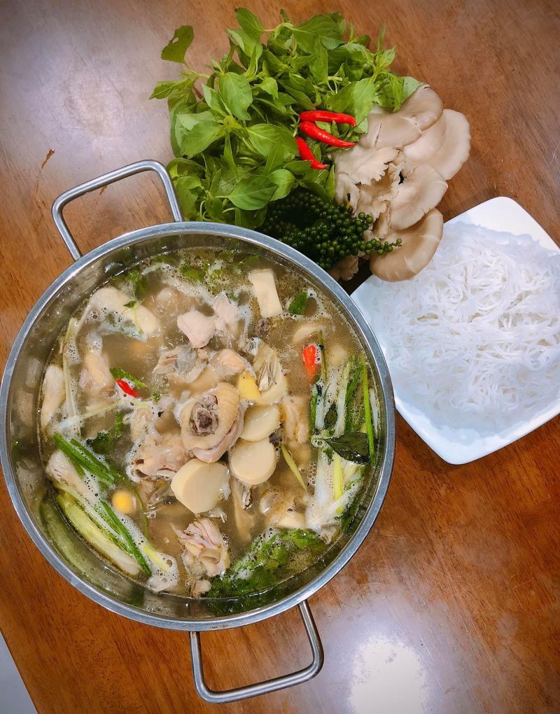 Miến Gà Hồ Tương