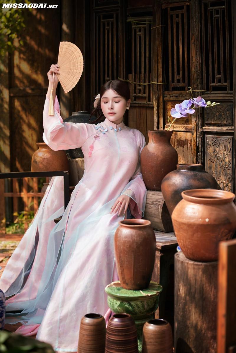 MISS ÁO DÀI
