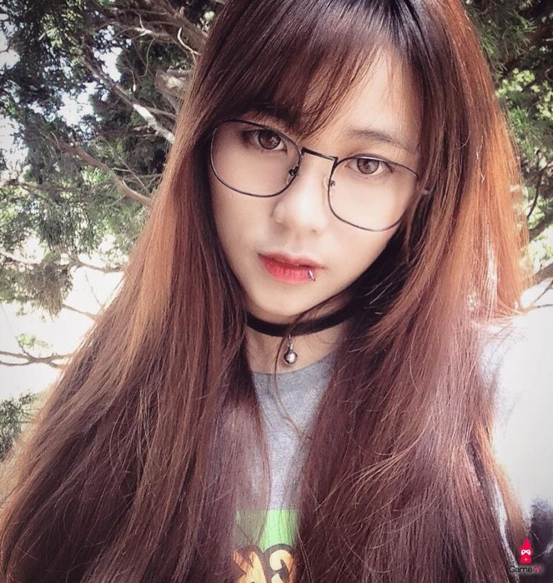 Nữ streamer mới nổi Misthy