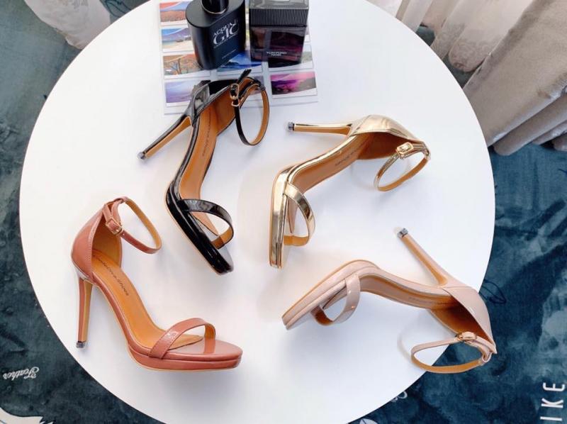 Top 8 shop giày nữ đẹp và uy tín tại Huế