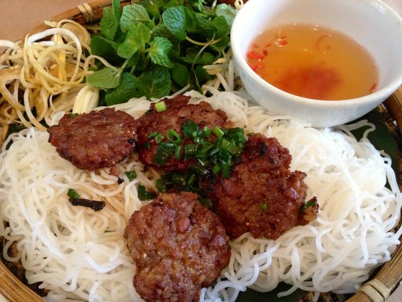 Bún chả