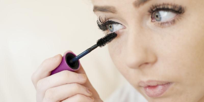 Mascara có thể hô biến đôi mắt vô hồn thành có hồn