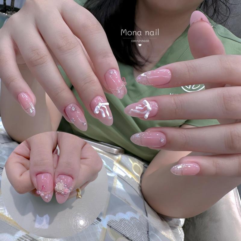 Mona Nail