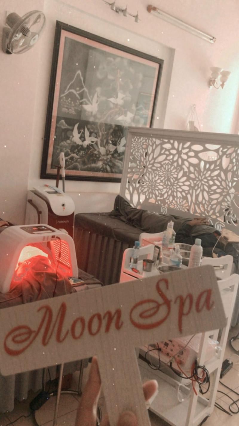 Moon Spa