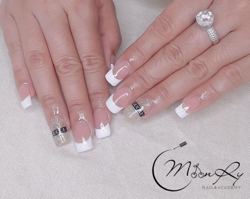 MoonRy Nail