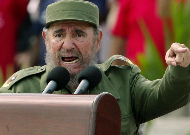 Fidel Castro lập kỷ lục Guinness về thời gian phát biểu dài nhất với 4 giờ 29 phút.