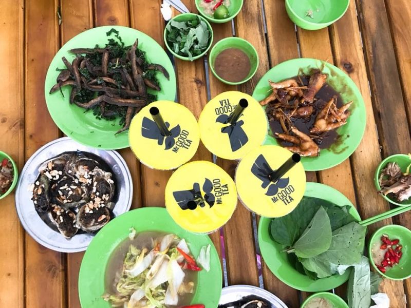 Top 18 quán ăn vặt "ngon - bổ - rẻ" không thể bỏ qua tại Uông Bí, Quảng Ninh