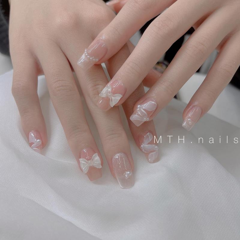 MTH.nails