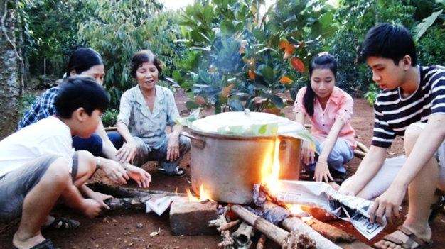 Bánh chưng bánh tét ngày Tết