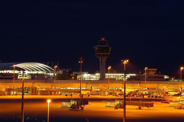 Munich Airport (Đức)