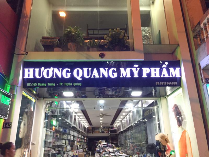 Mỹ phẩm Hương Quang