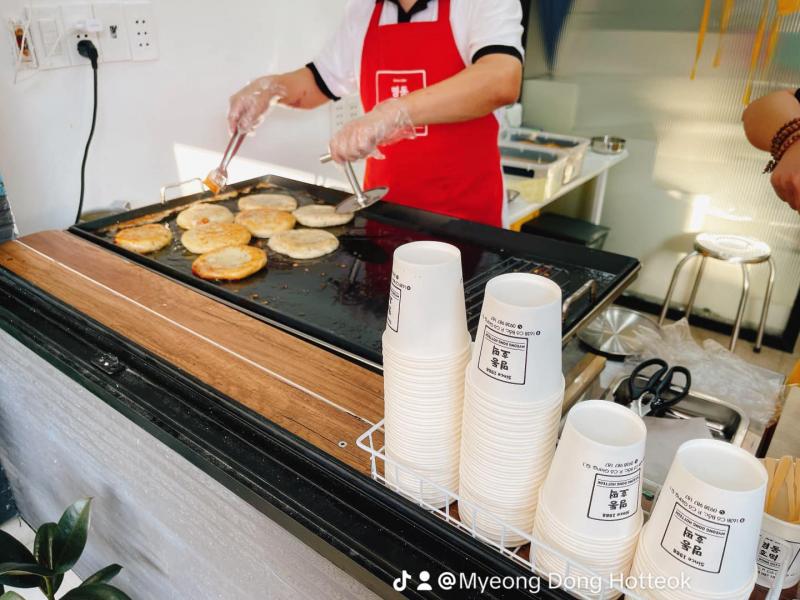 Bánh rán Hàn Quốc - Myeong Dong Hotteok