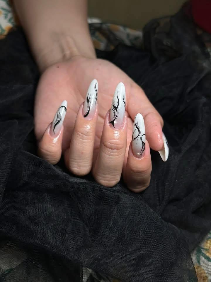 Nails Liễu