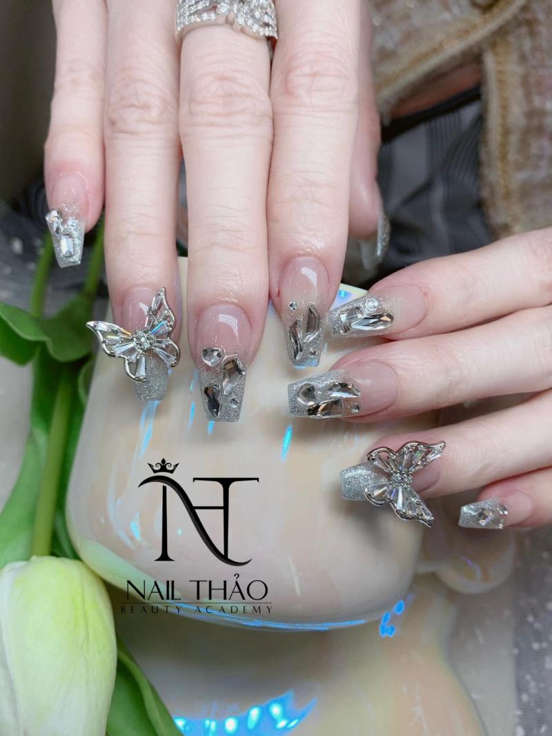 Nail Thảo luôn hy vọng sẽ có nhiều hơn những người cùng giữ lửa đam mê nghề, cùng truyền nhau cái đẹp và tâm huyết, để có thể thành công trên con đường mình chọn