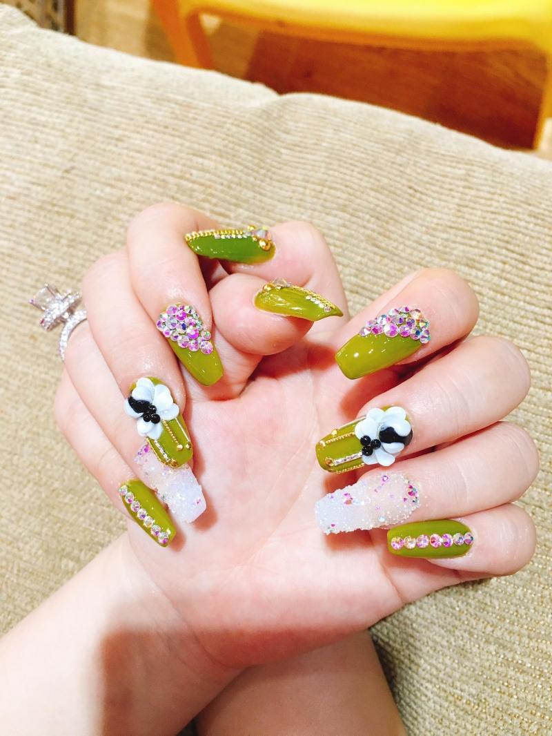 Nails Phượng