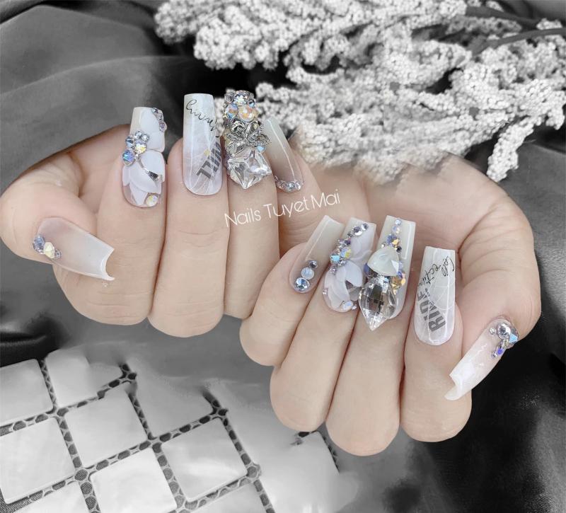 Nails Tuyết Mai