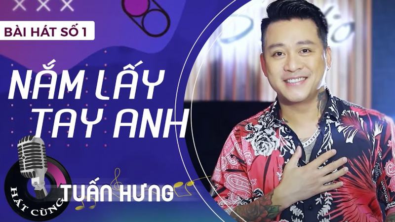 Nắm lấy tay anh