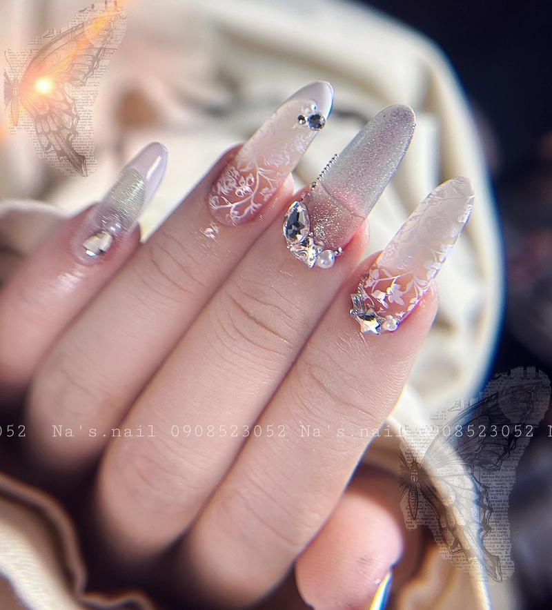 Na's Nail