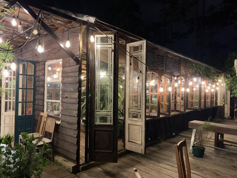 Near Coffee Đà Lạt