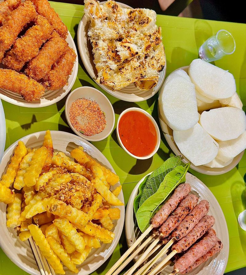 Nem chua nướng - Linh Chu quán