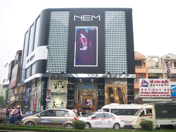 Top 15 cửa hàng thời trang "hot" nhất được phái đẹp yêu thích tại Sài Gòn