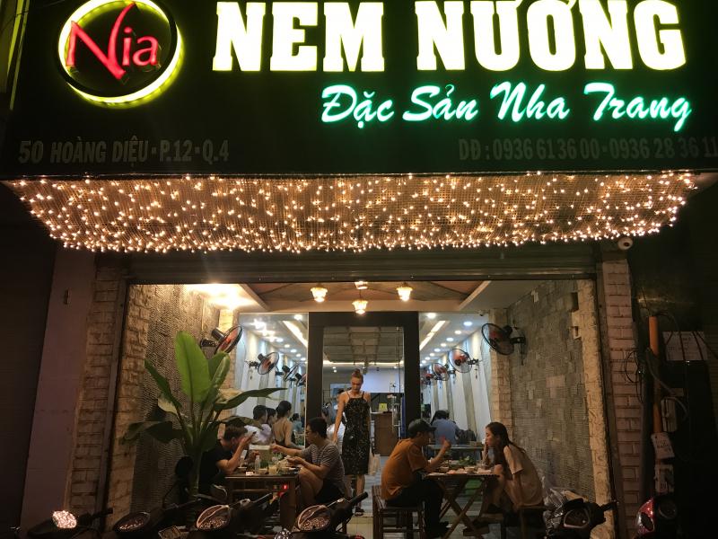 Nem Nướng Nia