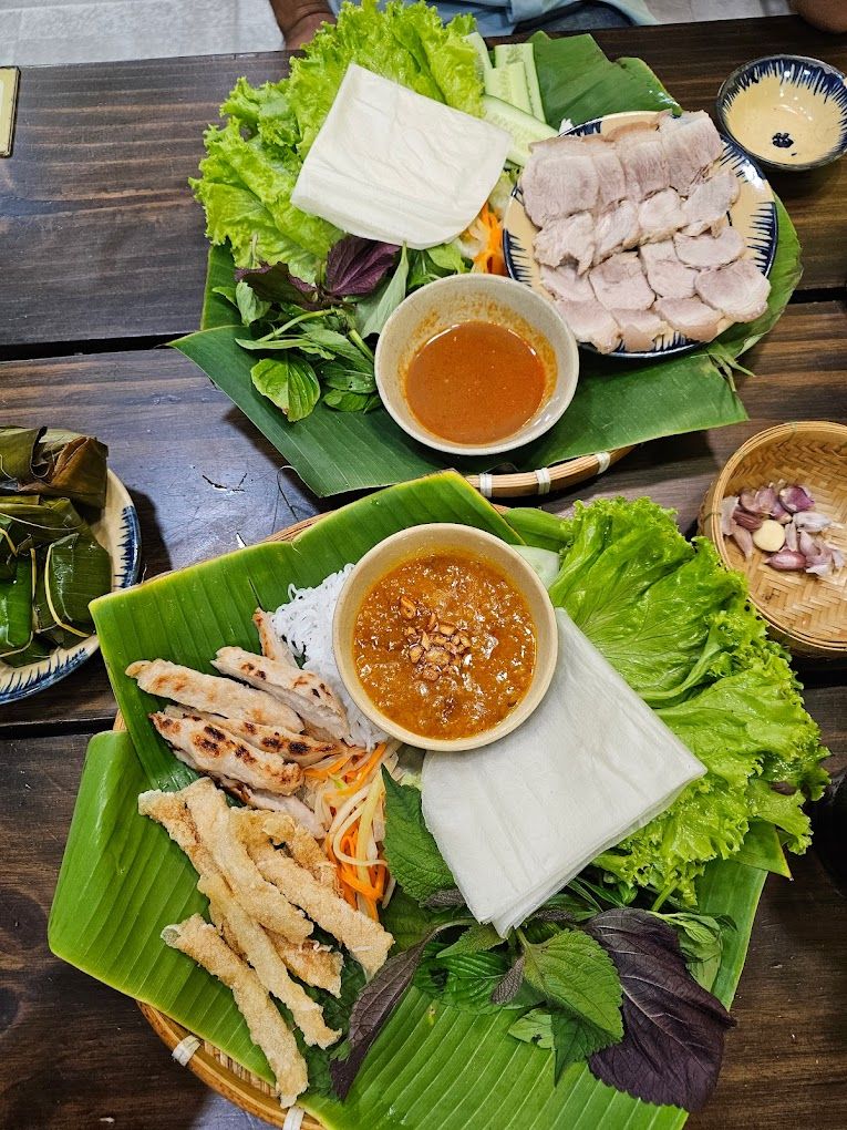 Nem Nướng Ninh Hoà Dì Út