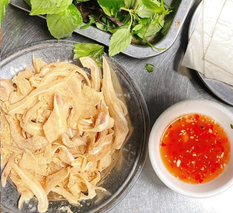 Nem Thính Cô Cẩm Nguyễn