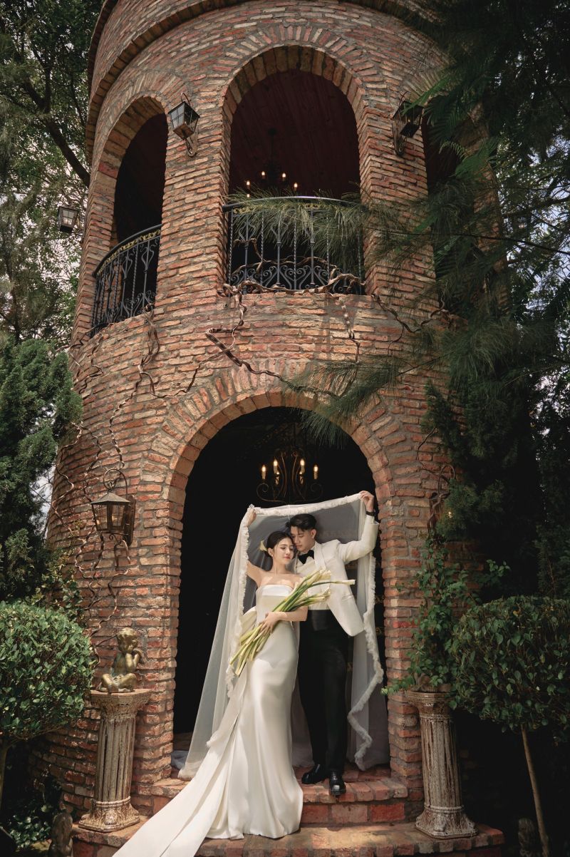 Tấm hình cưới đẹp lung linh qua góc chụp mới lạ