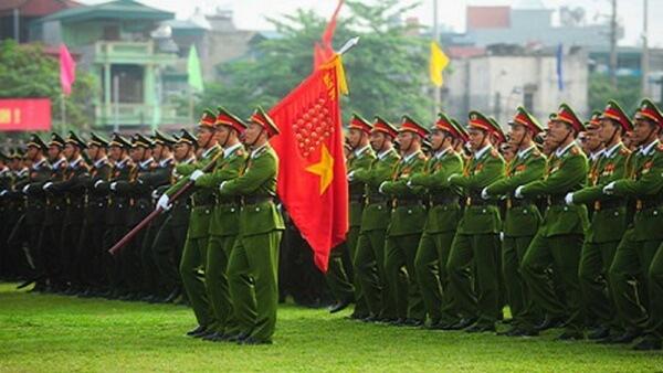 Ngành Công an, Quân đội