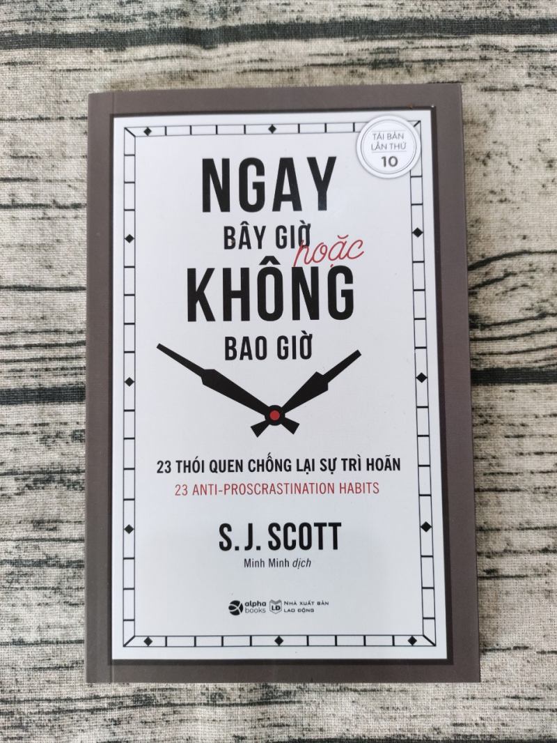 Ngay bây giờ hoặc không bao giờ