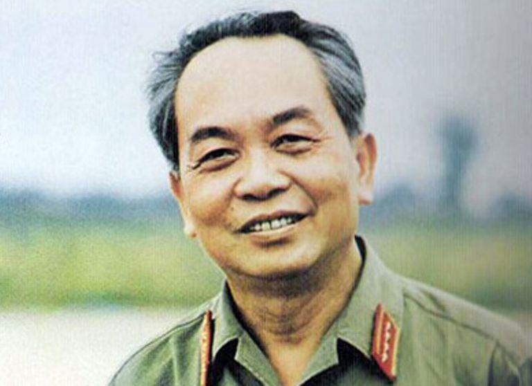 Ngày sinh của Võ Nguyên Giáp, Đại tướng đầu tiên, Tổng tư lệnh của Quân đội Nhân dân Việt Nam: 25/08