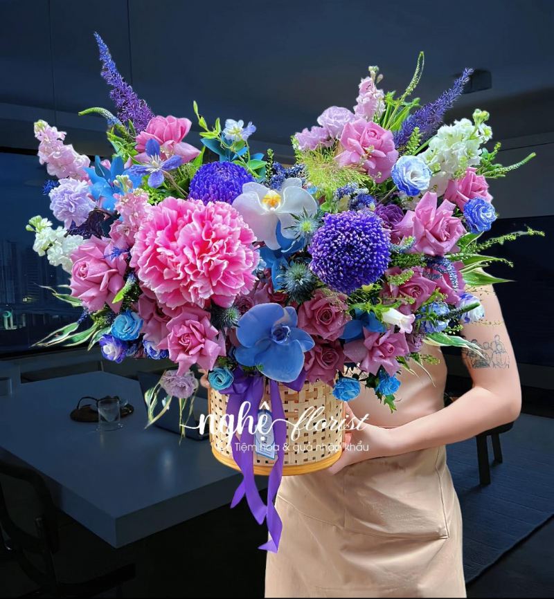 Nghệ florist - Tiệm Hoa & Quả Nhập Khẩu