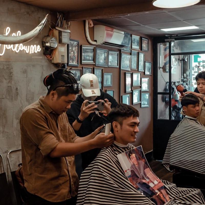 Tiệm cắt tóc nam nổi tiếng Hà Nội mang vẻ đẹp trai cho chàng