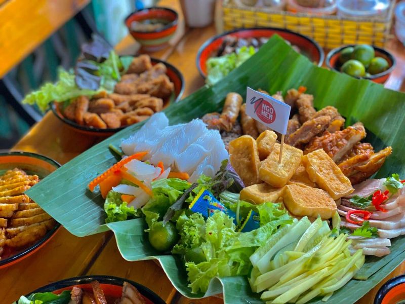 Ngõ Hẻm - Bún Đậu HomeMade