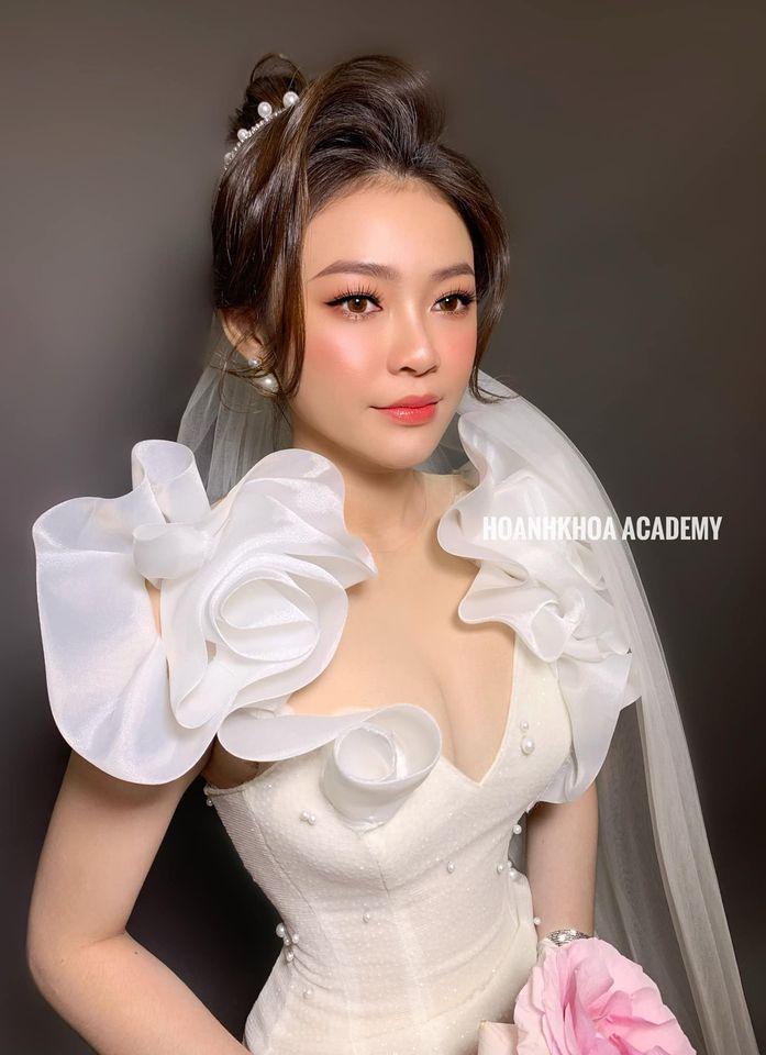 Ngô Thanh Trung make up (Hồ Anh Khoa Academy Bridal)