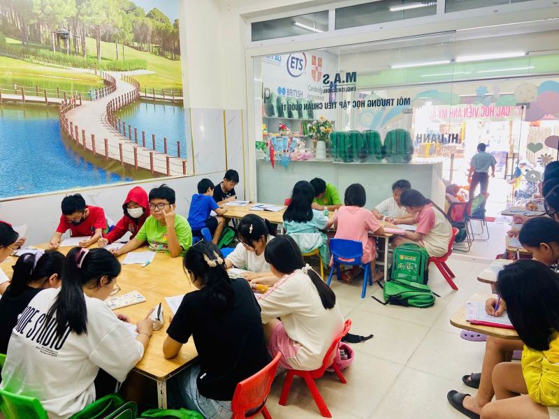 Ngoại Ngữ Anh Mỹ Âu