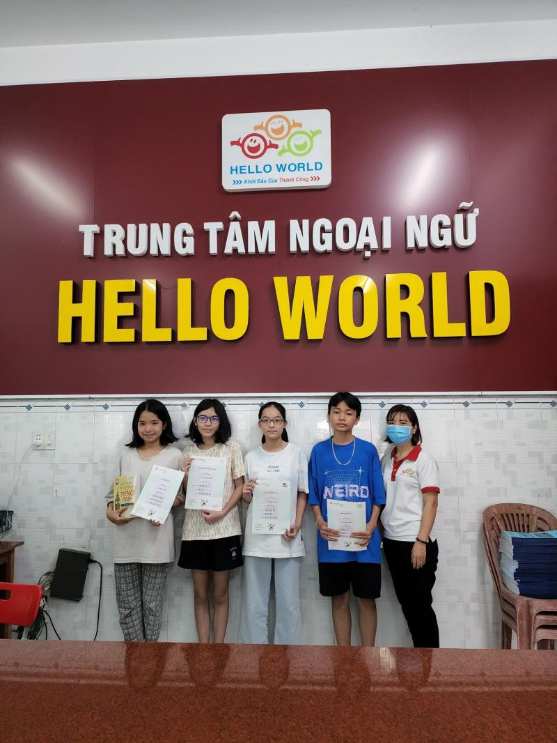 Ngoại ngữ HelloWorld