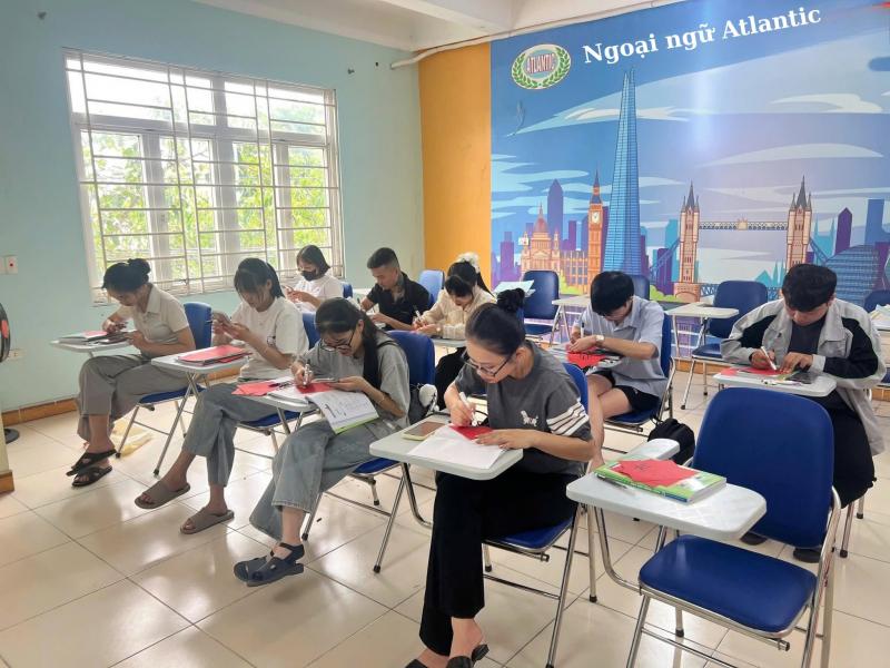 Ngoại ngữ Quốc tế Atlantic Bắc Ninh