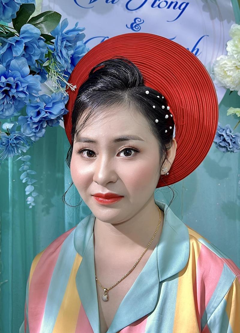 Ngọc Long makeup