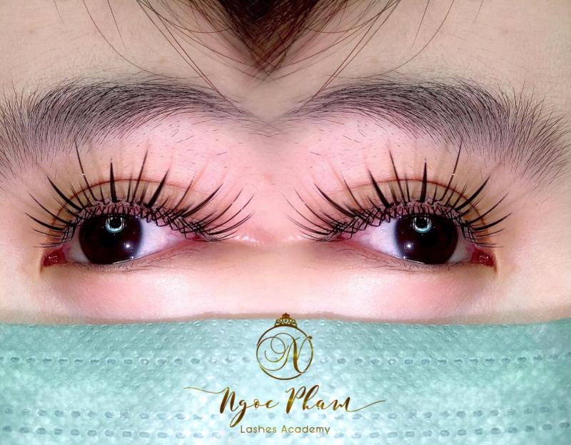 Ngọc Phạm Beauty Lash